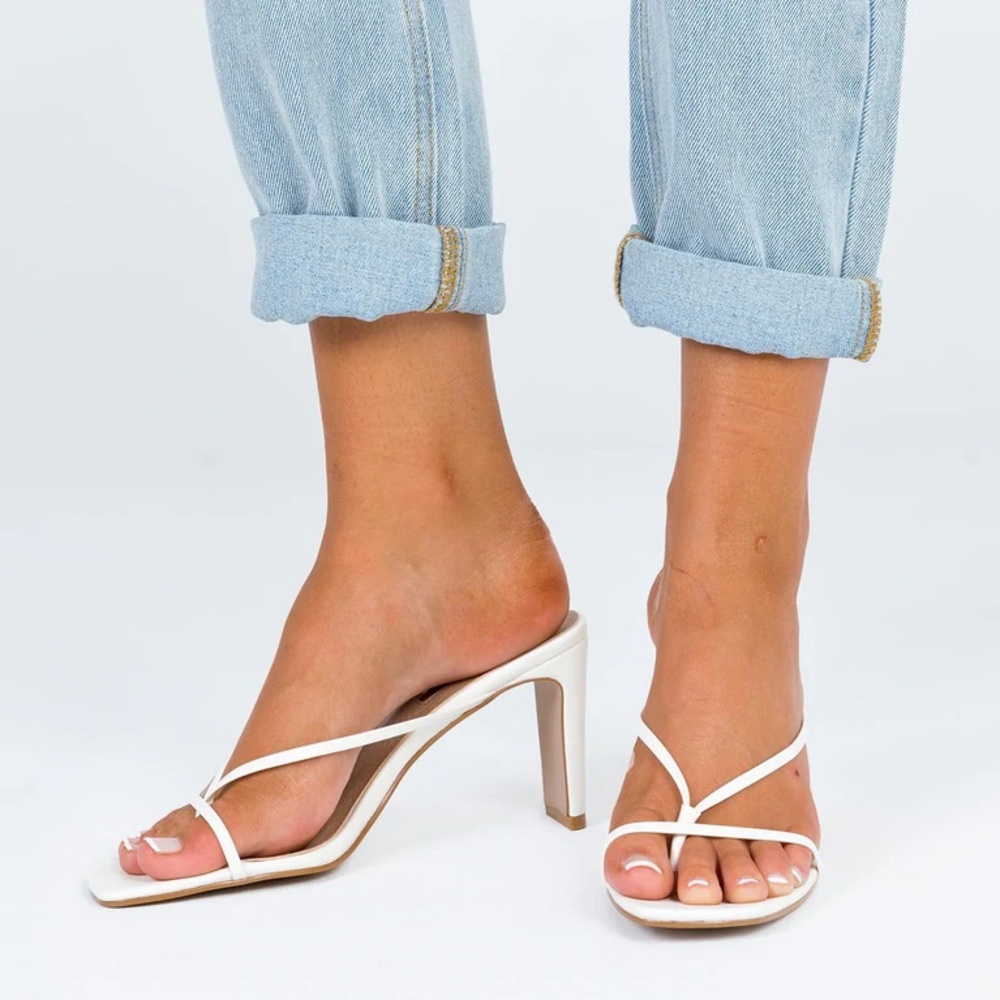 Billini Silas Heel - size 8